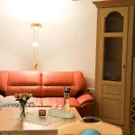 Urlaub Auf Dem Alpakahof Naehe Apartamento Velgast